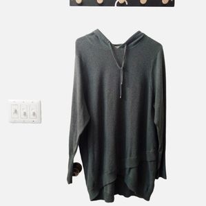 Dakini asymmetrical hem knit tunic sweater. Sz 2x